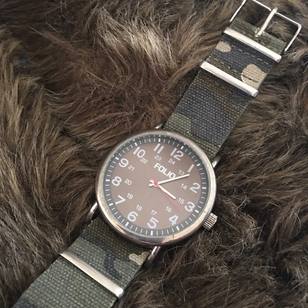 Men’s Folio faux leather camo band watch
